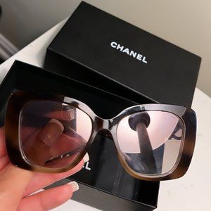Chanel Crystal Tortoise Mirrored Sunglasses 5422